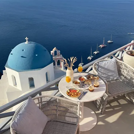 Bubble Santorini Apartment *